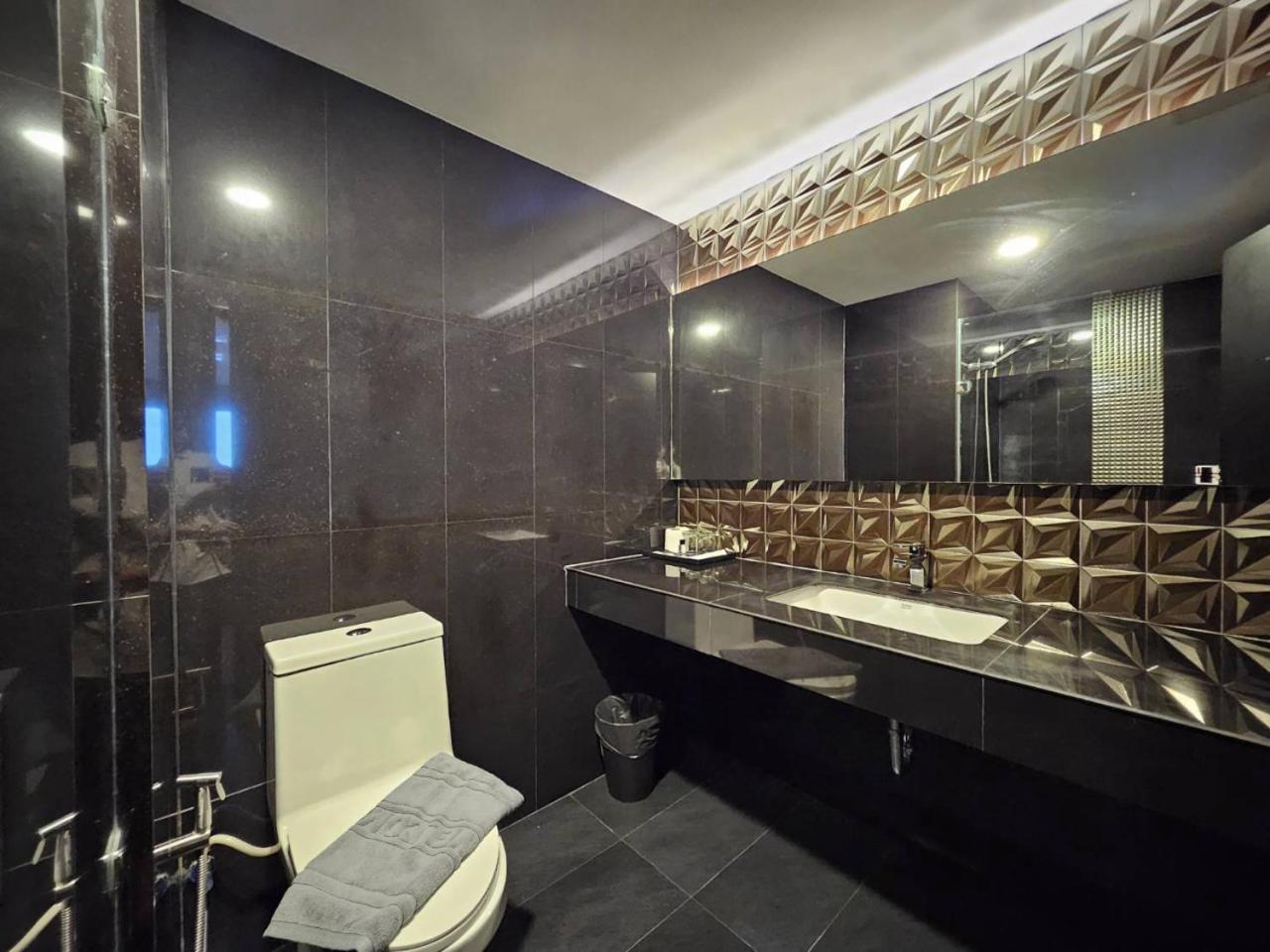 Oscar Palace Hotel & Wellness Center Ban Khlong Phruan Zewnętrze zdjęcie